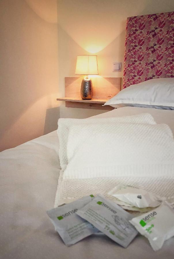 Moment Apartments Ζολνοκ Εξωτερικό φωτογραφία
