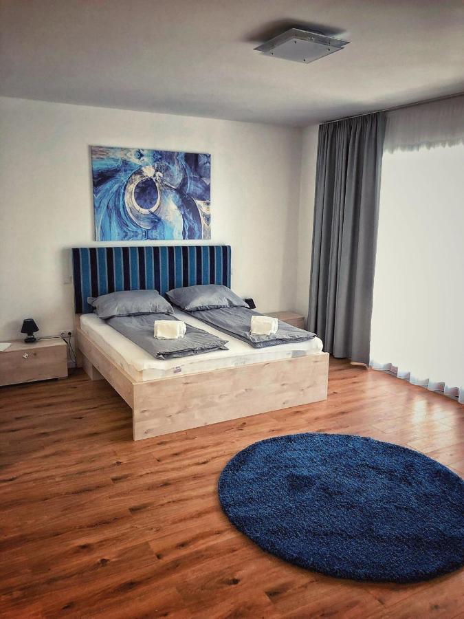 Moment Apartments Ζολνοκ Εξωτερικό φωτογραφία