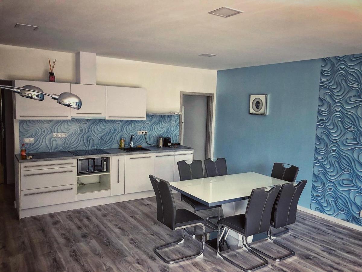 Moment Apartments Ζολνοκ Εξωτερικό φωτογραφία