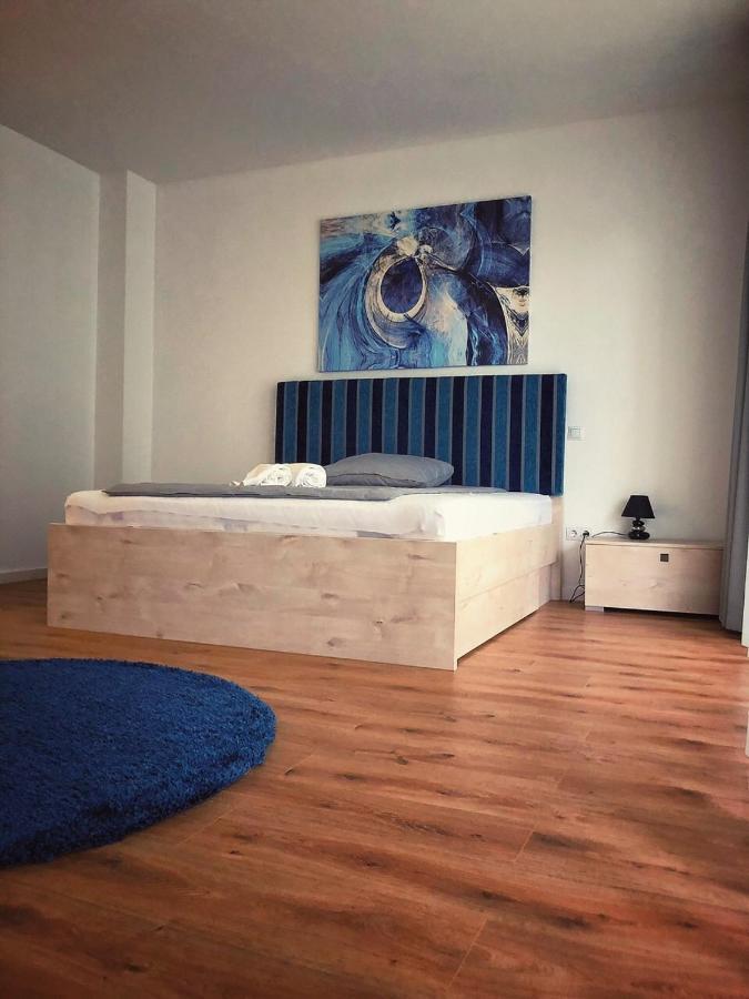 Moment Apartments Ζολνοκ Εξωτερικό φωτογραφία