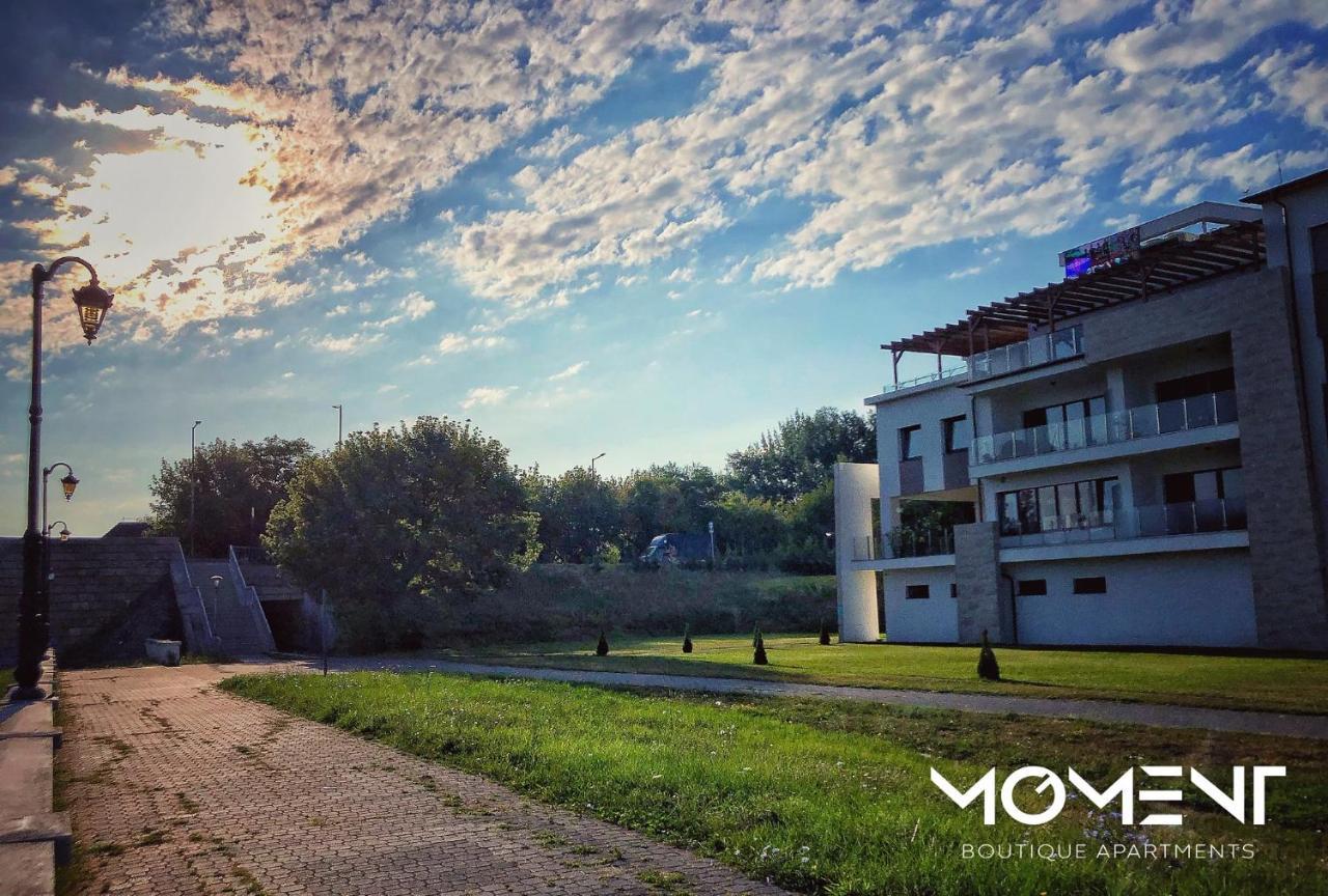 Moment Apartments Ζολνοκ Εξωτερικό φωτογραφία